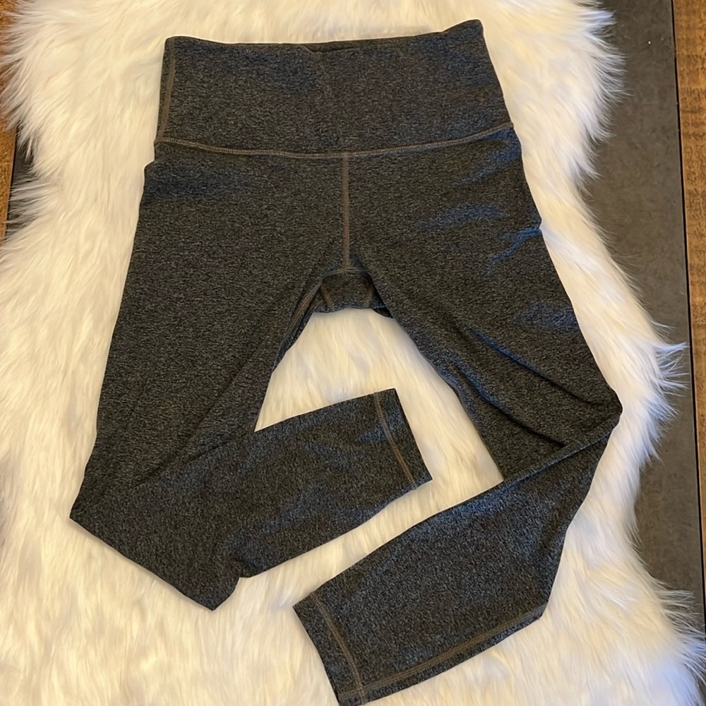 Athleta Chaturanga Charcoal Gray / Black Leggings size xsp
